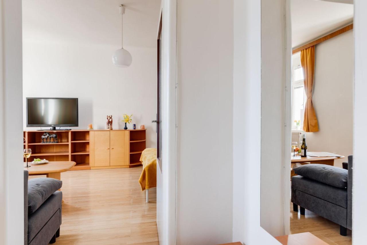 Sunshine Apartment Near The City Center Praga Esterno foto
