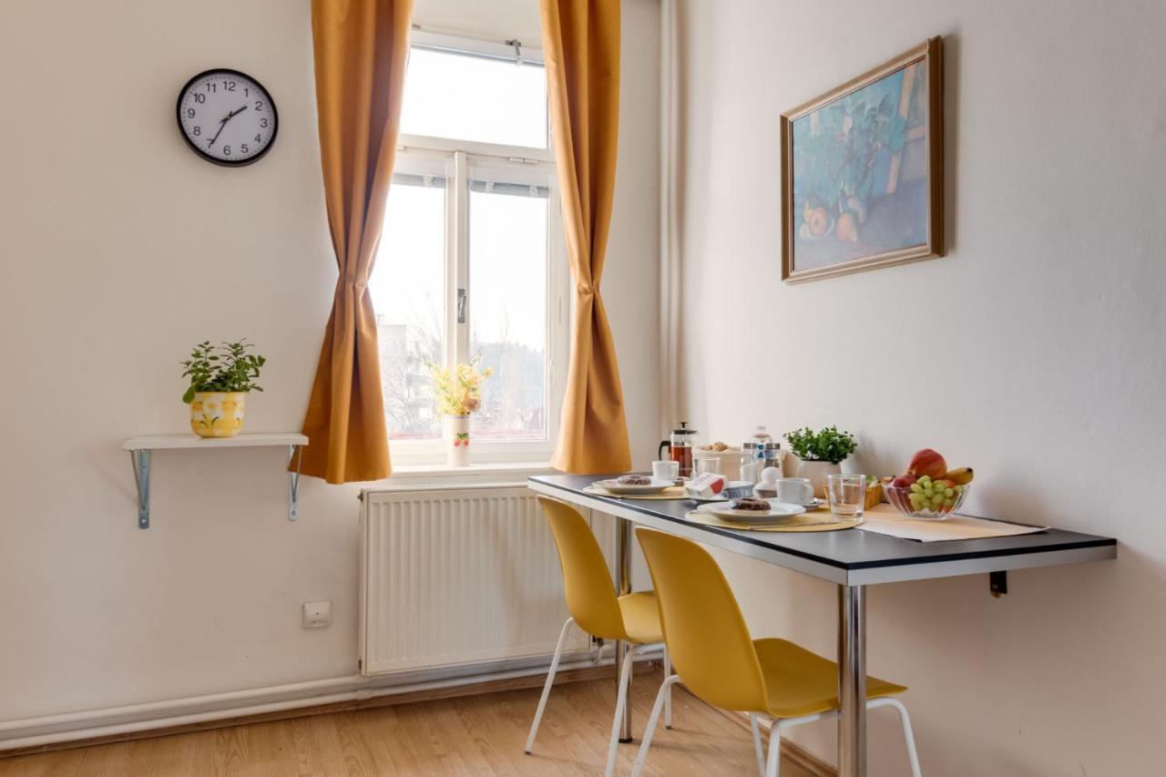 Sunshine Apartment Near The City Center Praga Esterno foto