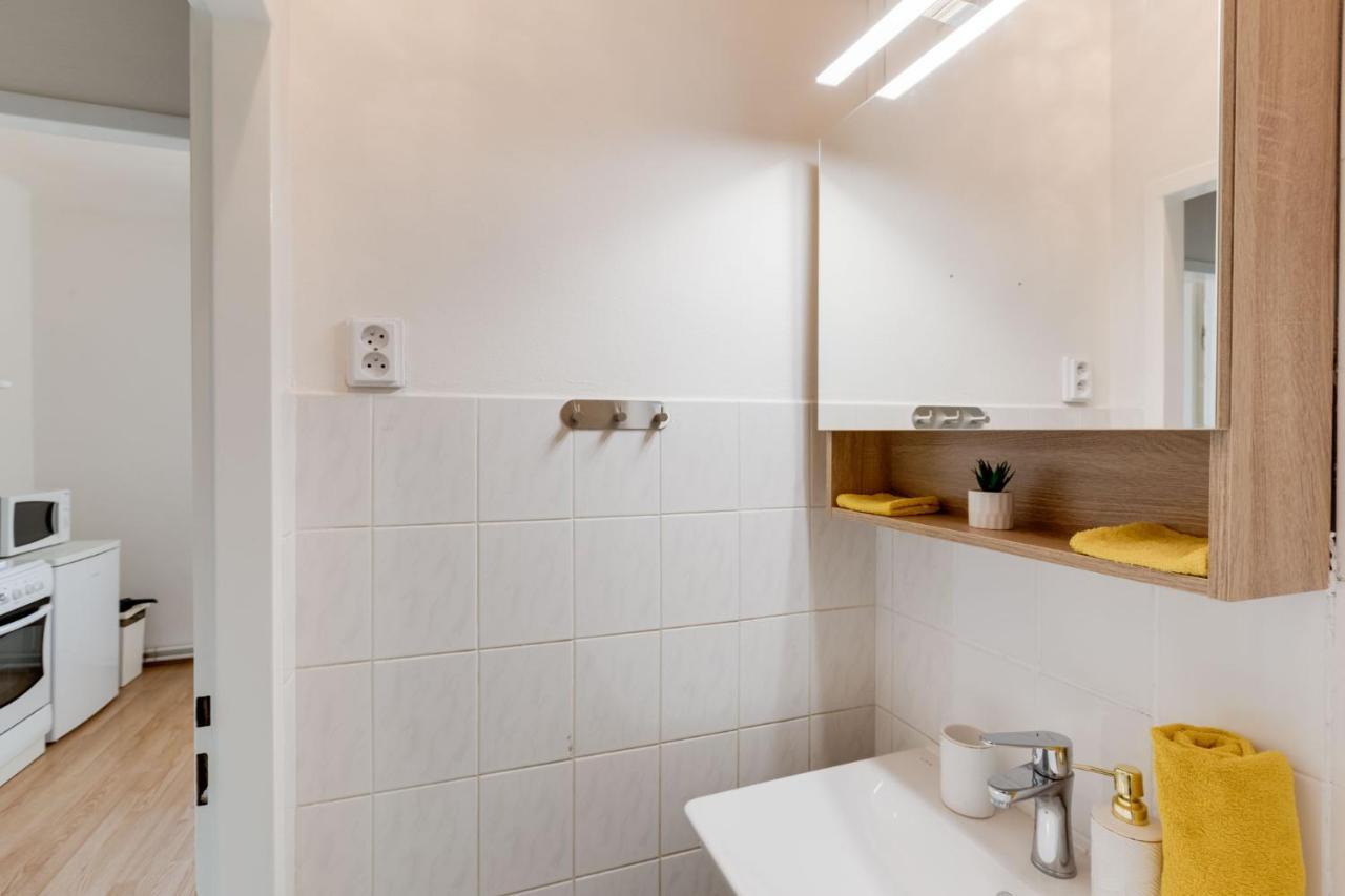 Sunshine Apartment Near The City Center Praga Esterno foto